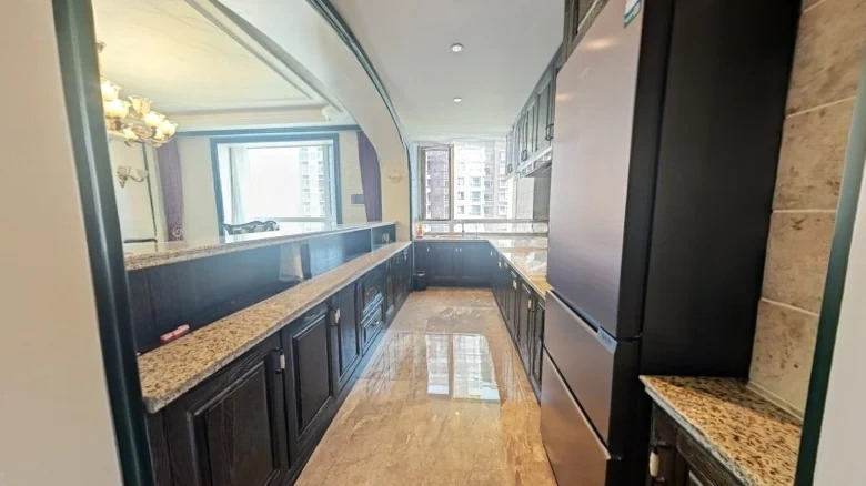 New Territory Plaza - View 9