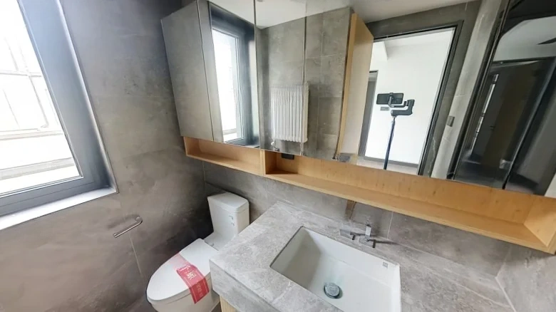 Jade West Lake Phase II - View 11