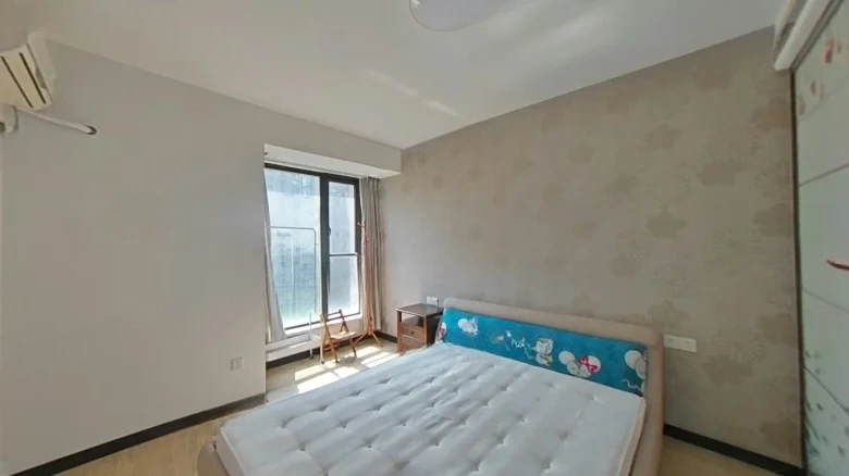 Love That Topples a City - View 2