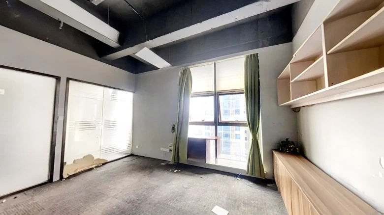 Heaven下的Family.ONE This is a literal translation due to the abstract nature of - View 5