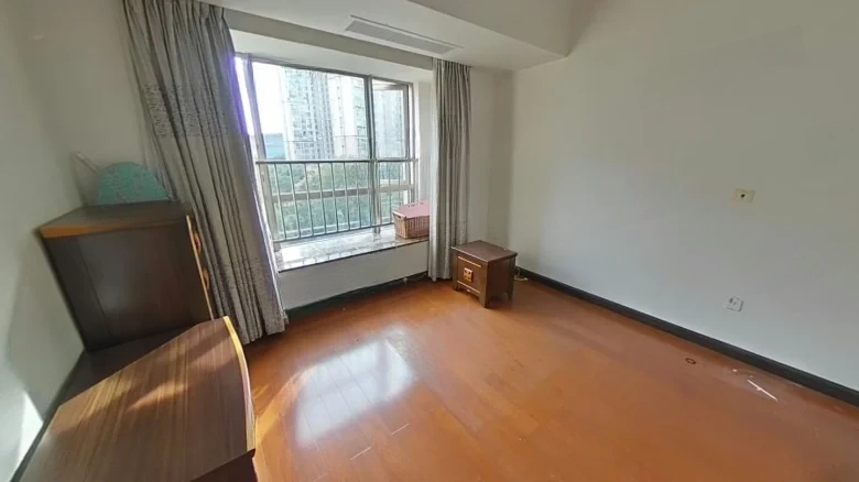 Harmonious Windy Elegance - View 7