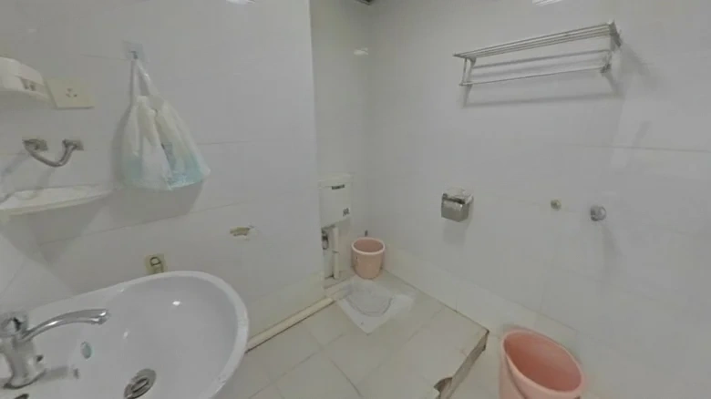 Expansion Tower Business District - View 6