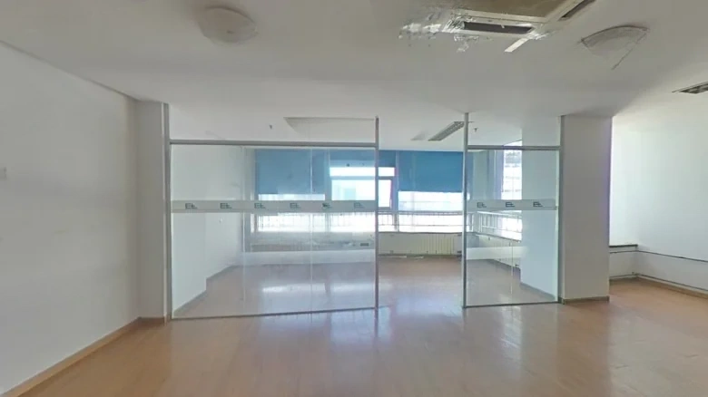 Yi Zhong Silver Street - View 6