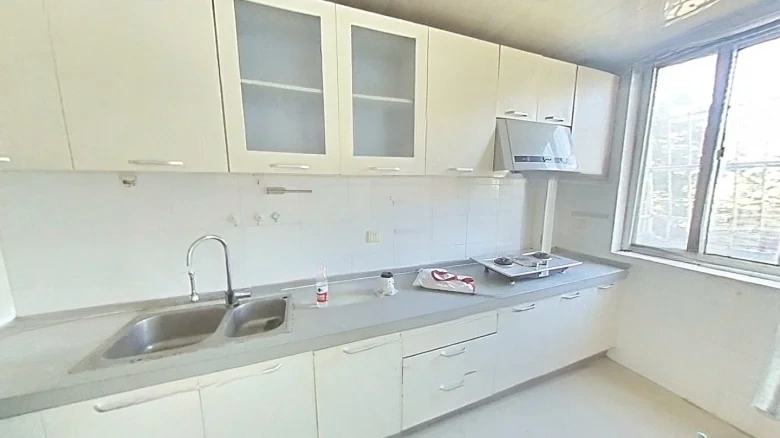 Biography Literature Apartment - View 8