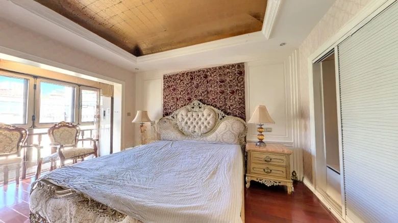 Cognac Town - View 14