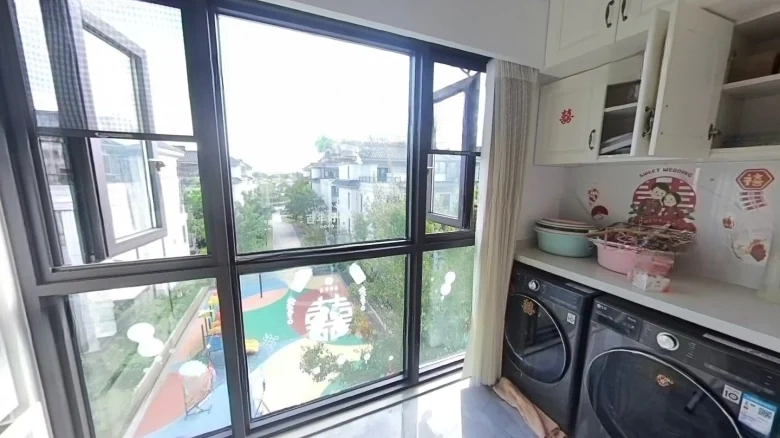 Jingyunli Lvezhou Road - View 12