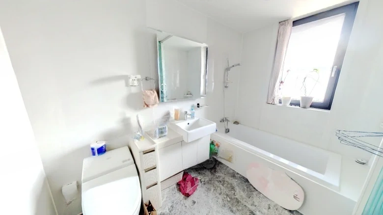 Water Accumulation Abundant Fragrance Moon Listening Pavilion - View 8