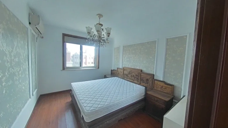 Poly Real Roland Sea Coast - View 4