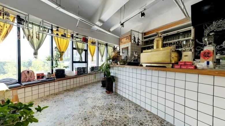 Dongrui Land Rover - View 9