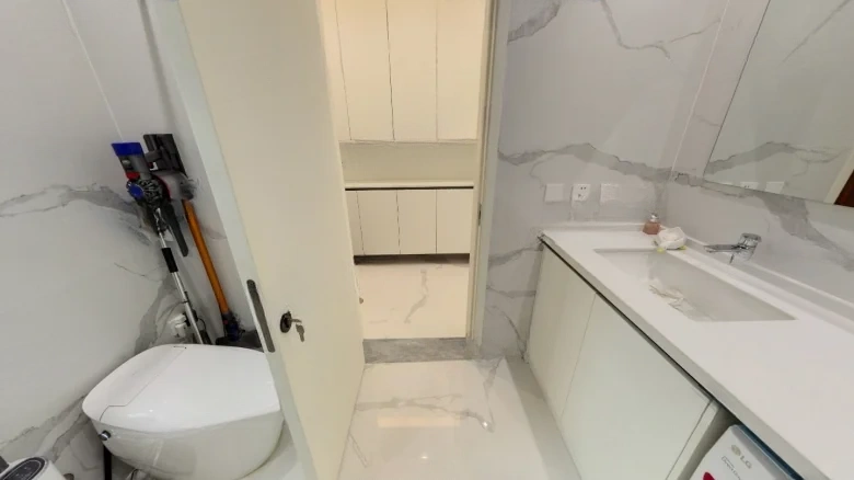 Golden Sunriver Mountain Vista - View 14