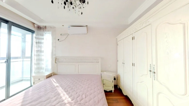 East District of Yadong City - View 4