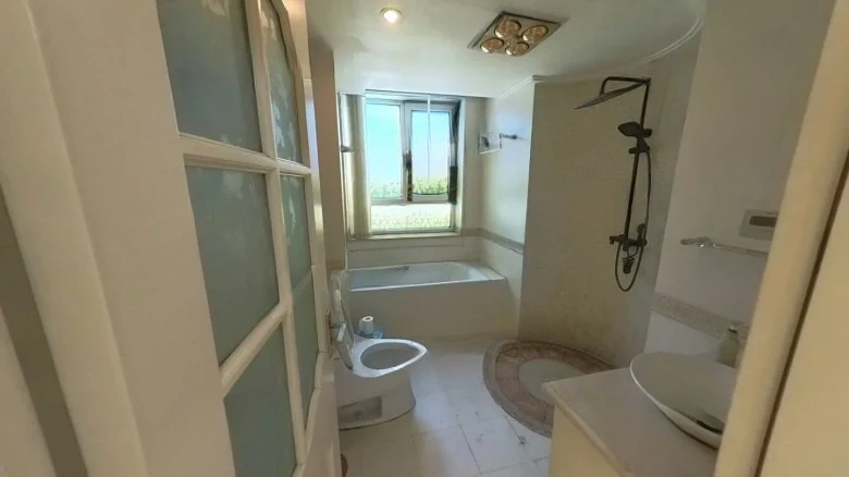 Exquisite Character - View 9