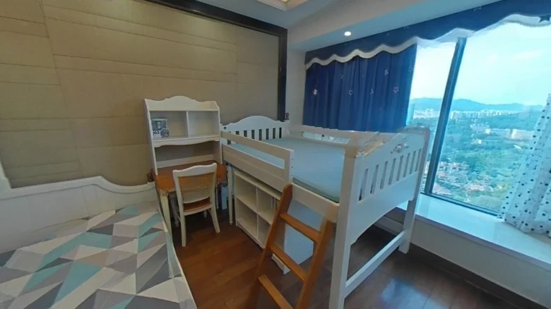 New Heaven Half Mountain - View 2