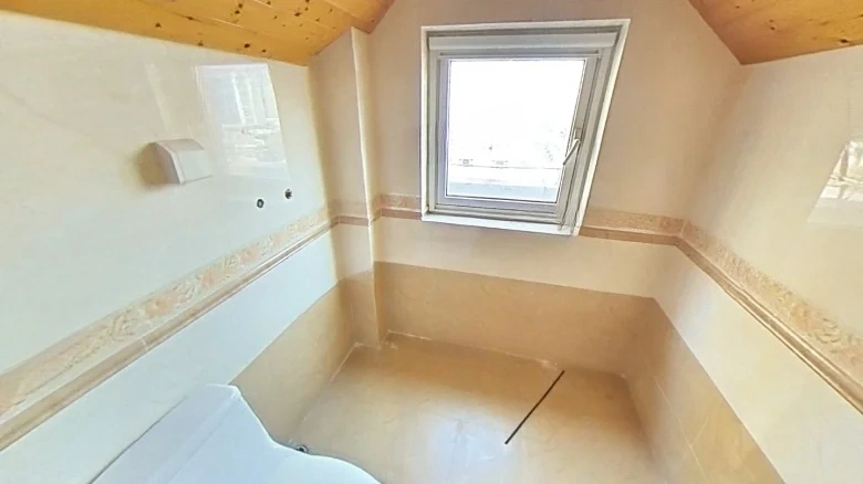 Red Jurende District - View 13