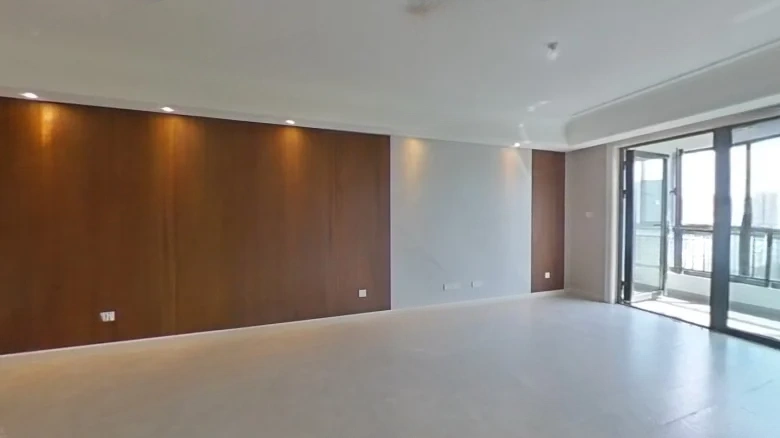 Silent Wave Mountain - View 5