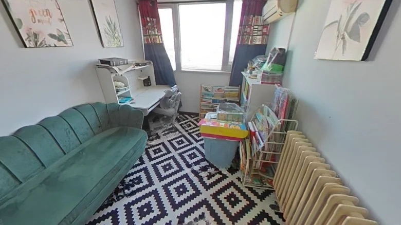 Scholarly Family - View 3