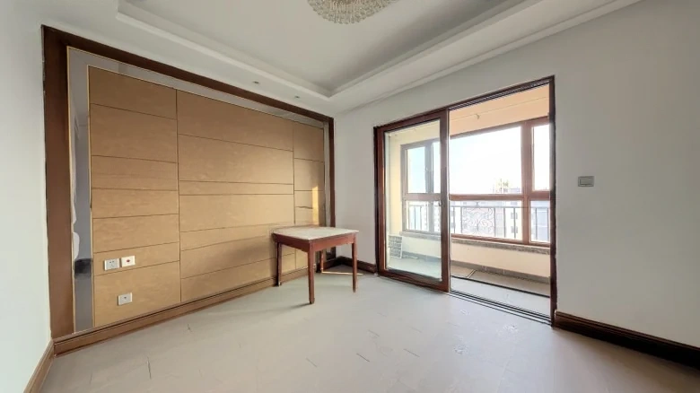 Taiyuan Evergrande Imperial Mansion - View 3