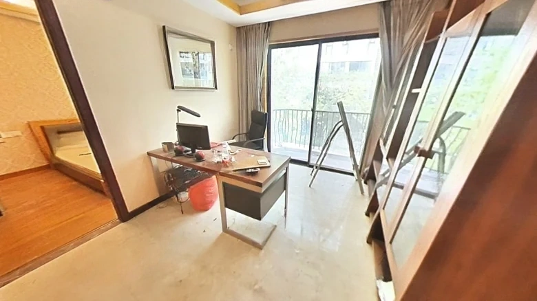 State Trade Blue Sea - View 3