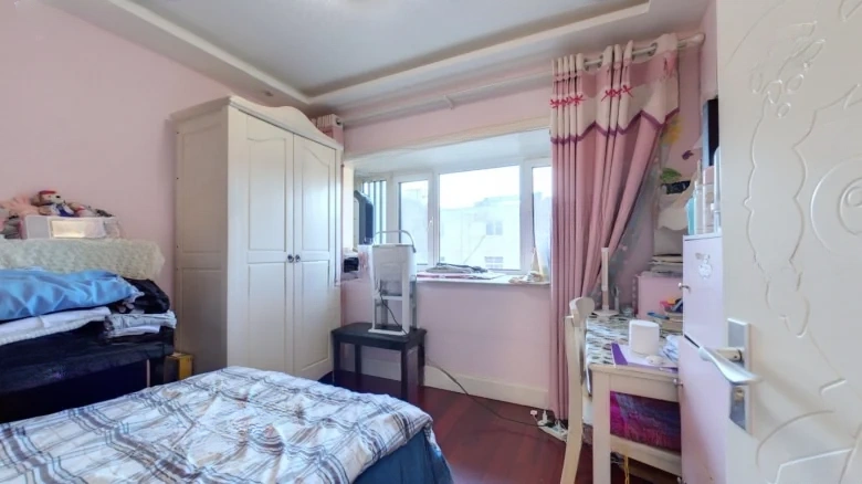 Hua Xi Han Rong - View 2