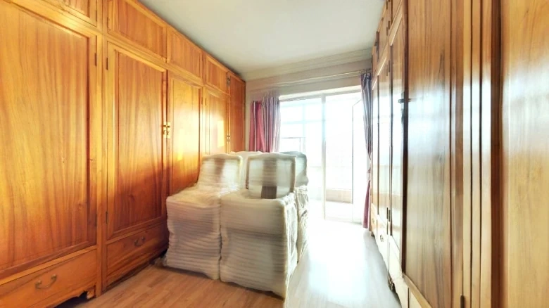 General Era International Apartment - View 4