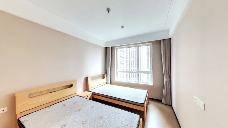 Poly Grand Metropolis - View 4