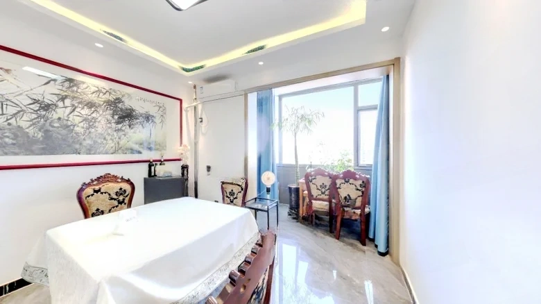 Era of Celebrities Tower - View 3