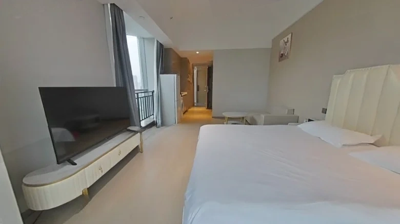 First Creative Heaven View Mansion - View 3