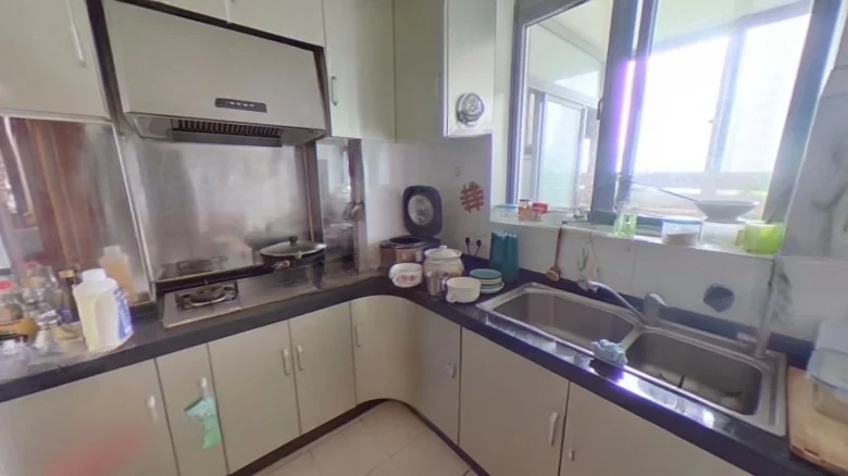 Bright City - View 9