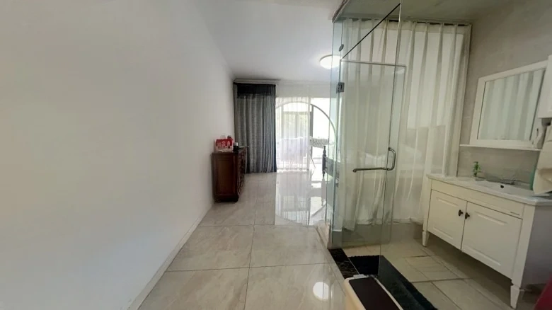 V7 Nine Studios - View 8