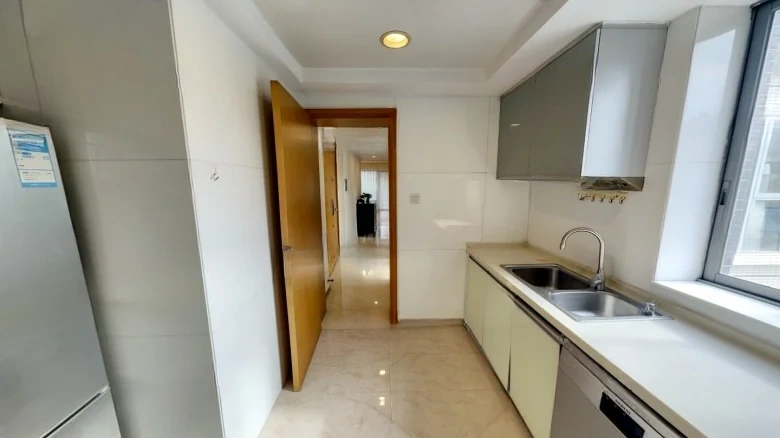 Yuhong Peak - View 12