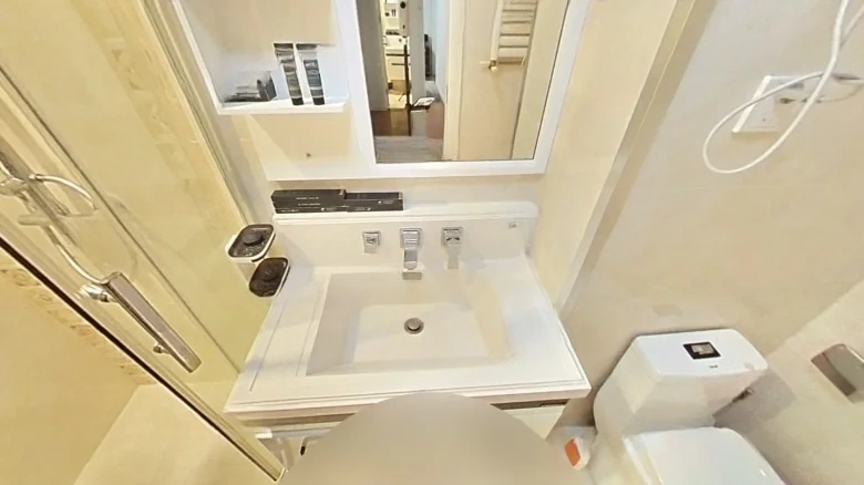 Central International - View 6