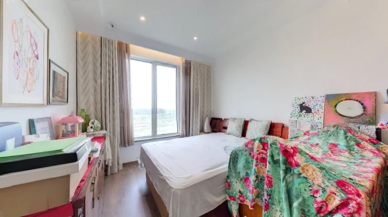 Shoushan Lang Yue碧桂花园 would translate to - View 3