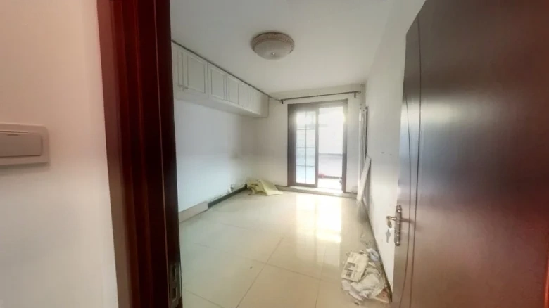 Garden Courtyard Lane No.8 Compound - View 2