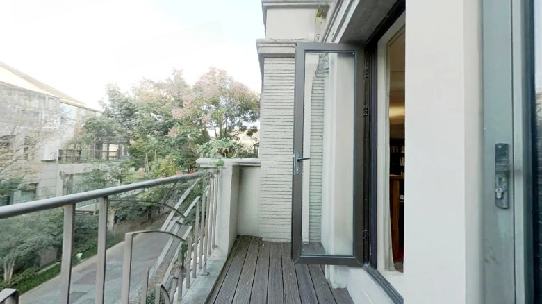 Golden River Celebrity Family Estate - View 10