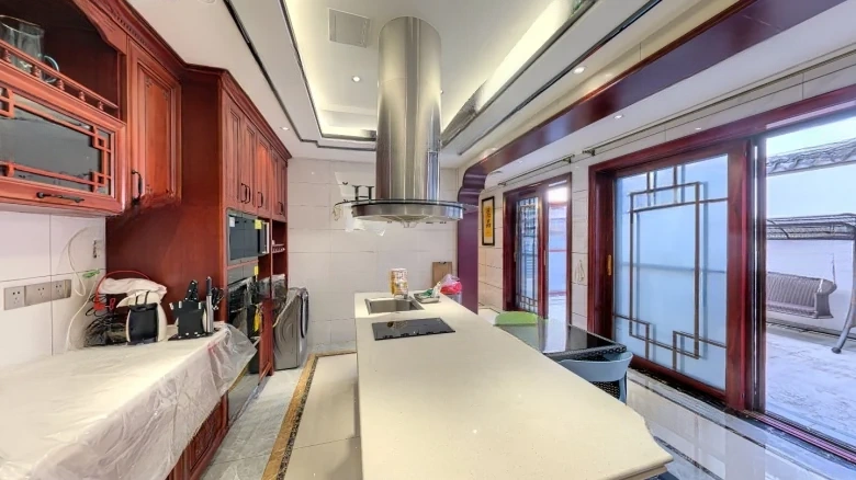 Water Excellence Courtyard - View 9