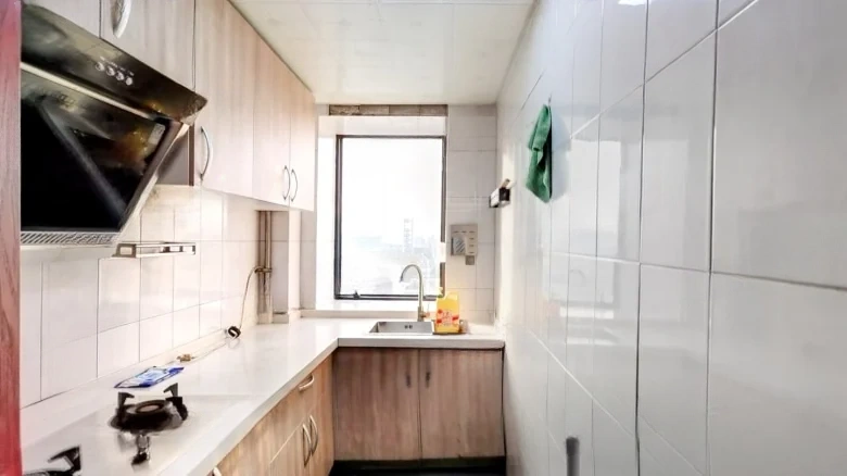 Sunlight Plaza - View 9