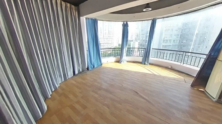 青年人文基地（九龙坡） could be somewhat literally translated as - View 2