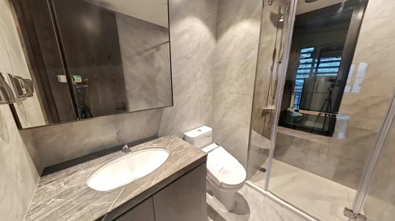 IFC International Finance Center Residence - View 13