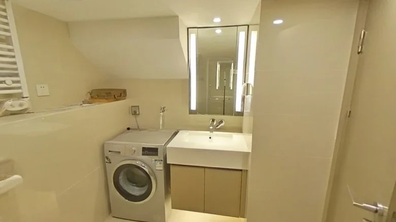 Maochen Golden Seat - View 11