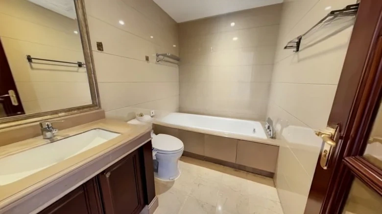 Green City Moon over the South of the River - View 8