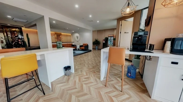 Jinan Site Place Square - View 2