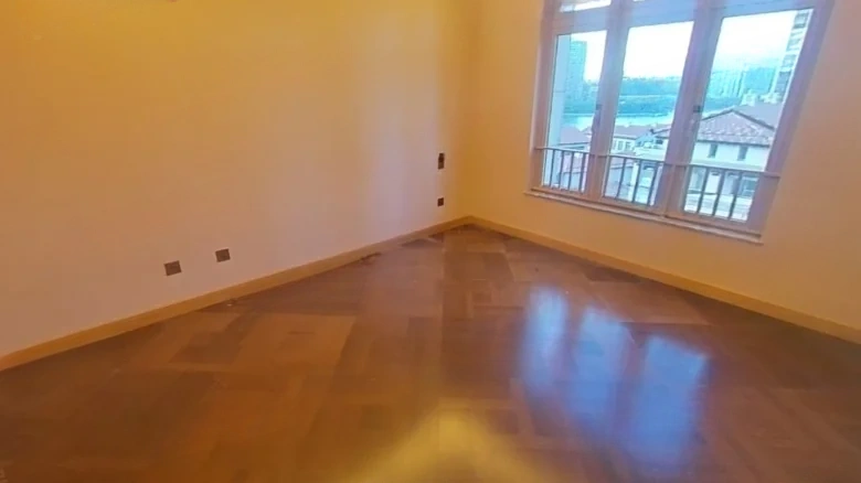 Wanke Lake Heart Island - View 2