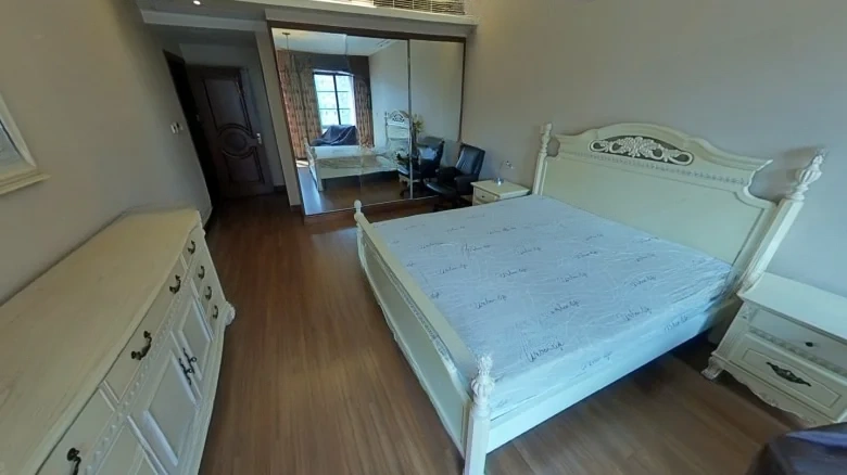 Emperor's Court - View 3