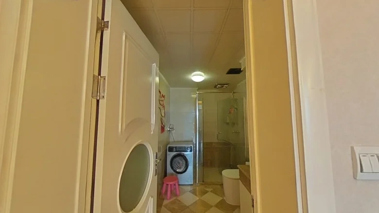 Dalian Pearl - View 7