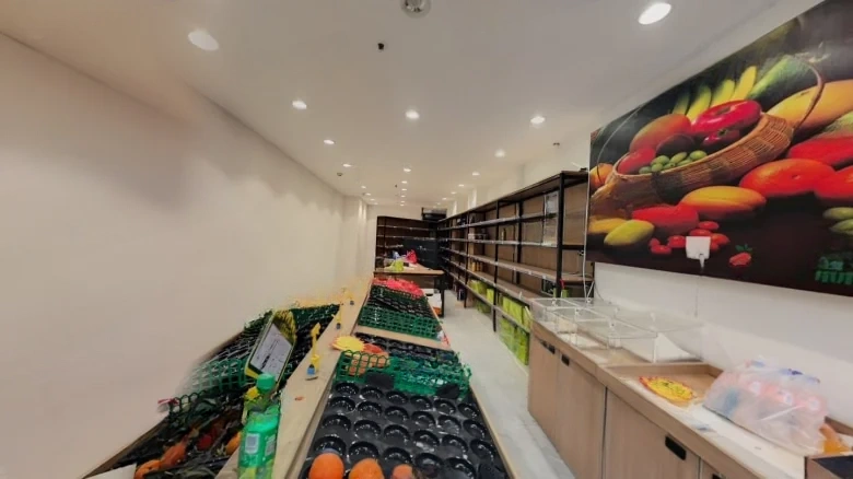 Crown Marvel Manor - View 4