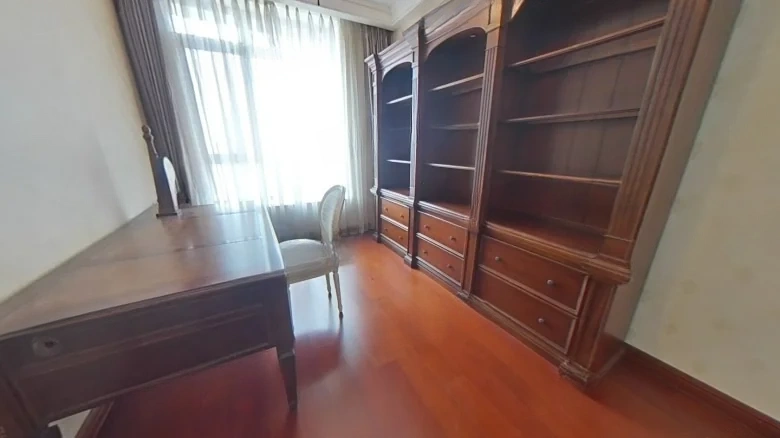 Elegance Praise Residence - View 2