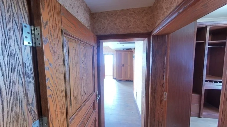 City Classic Phase II Apartment - View 2