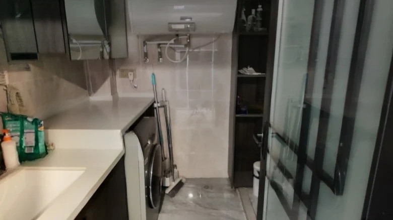 Ramada Plaza Hotel - View 5