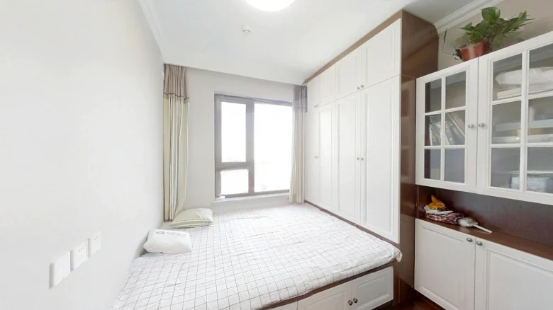 Rising Light Brocade Hall - View 3