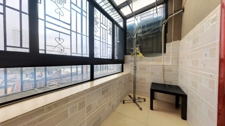 Contemporary Hampton Town - View 10